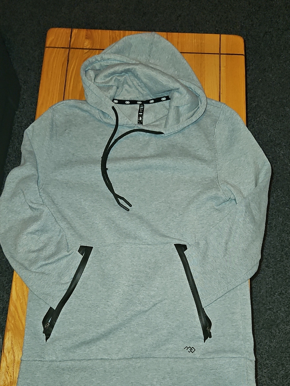 LEG3ND - Light Gray Pullover Hoodie with Zippered Pockets